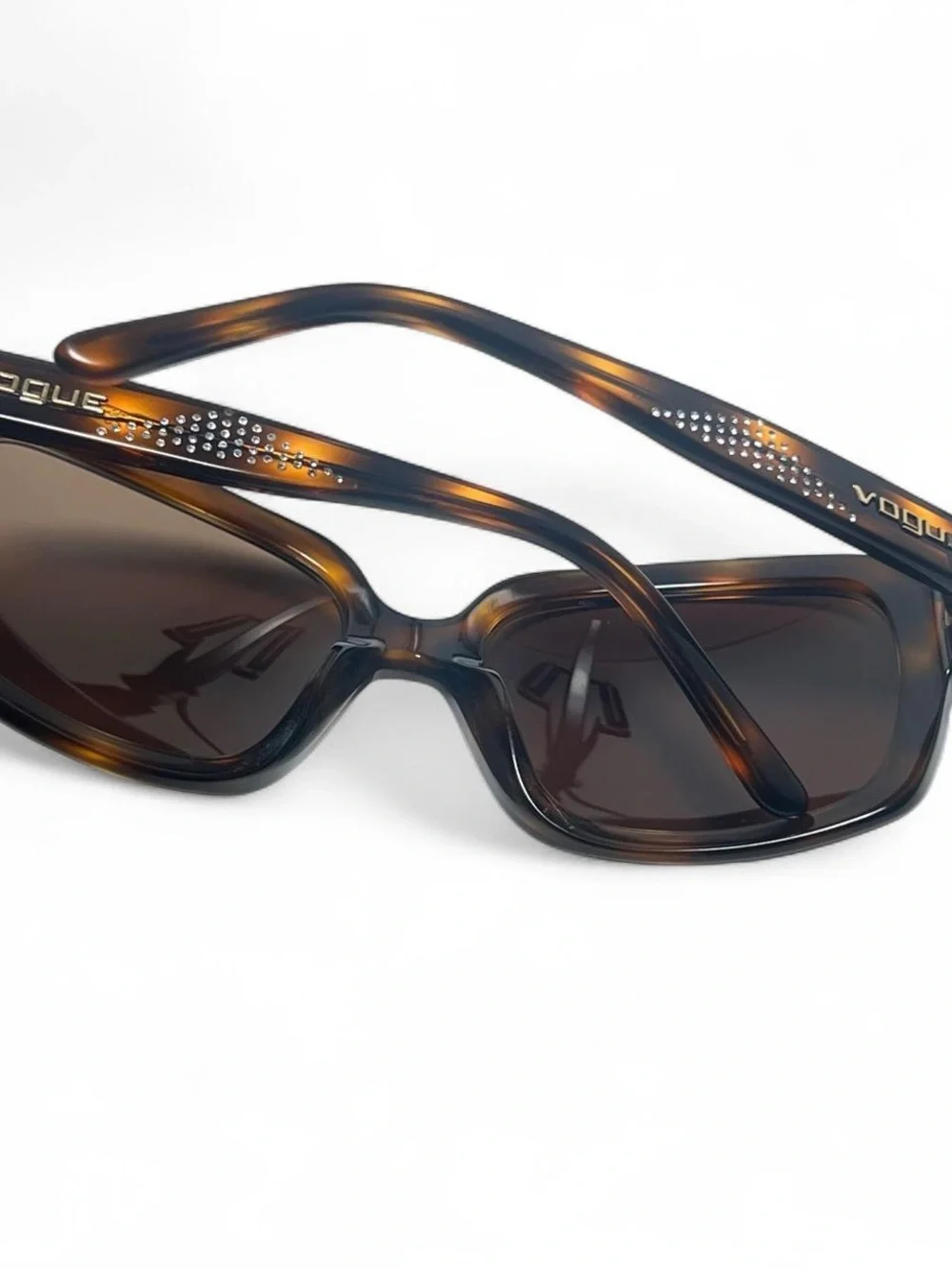 Vogue Women's Tortoiseshell Sunglasses - Brown and Amber Frame